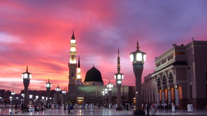 The Spirit of Ramadan – When the Prophet of Islam Opened the Door of His Mosque For Christians